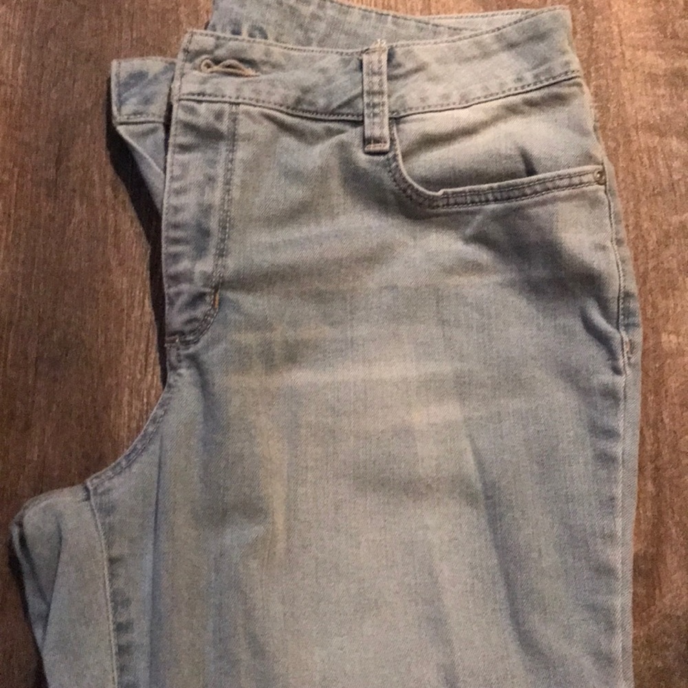 Capri Mom Jeans